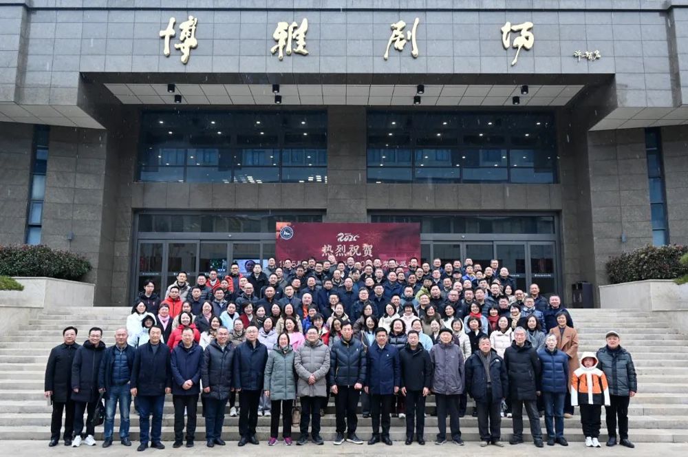 d5e4db3862e147189077becac5fb482b.jpg